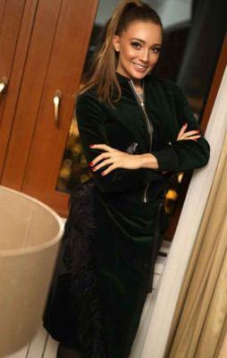 Вызвать проститутку от 6000 руб. в час (Аня, 24 лет)